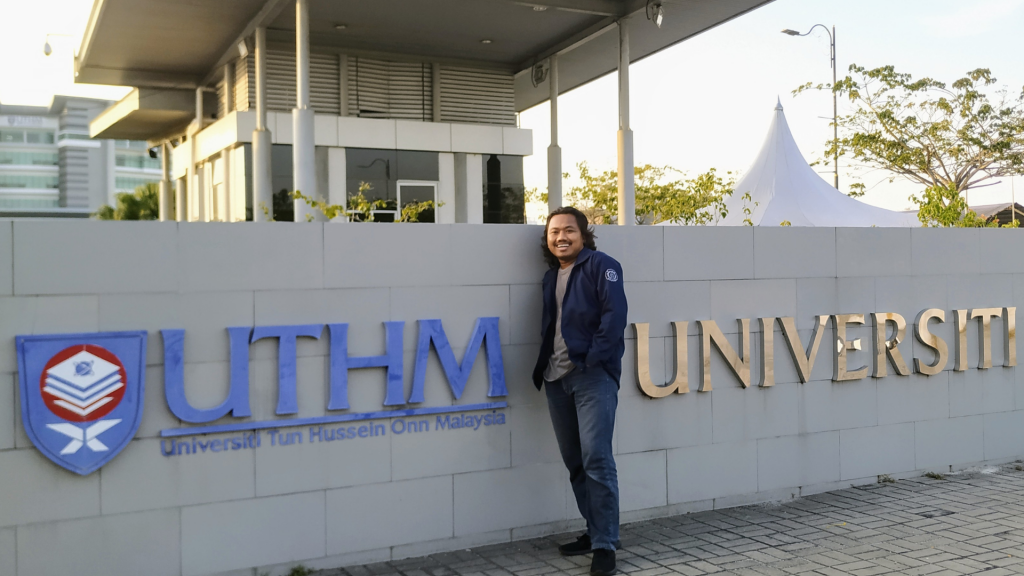 Visiting Researh di Universiti Tun Hussein Onn Malaysia (UTHM)